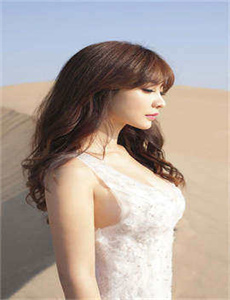 《中山梨奈》